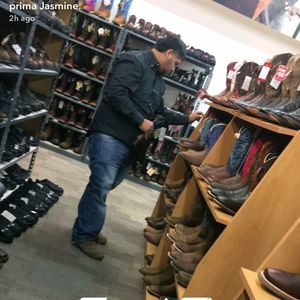 Meet your Posher, Victor